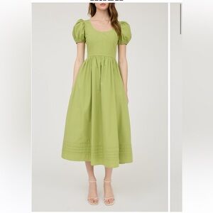 NWT Blu Pepper Puff Sleeve Midi Dress